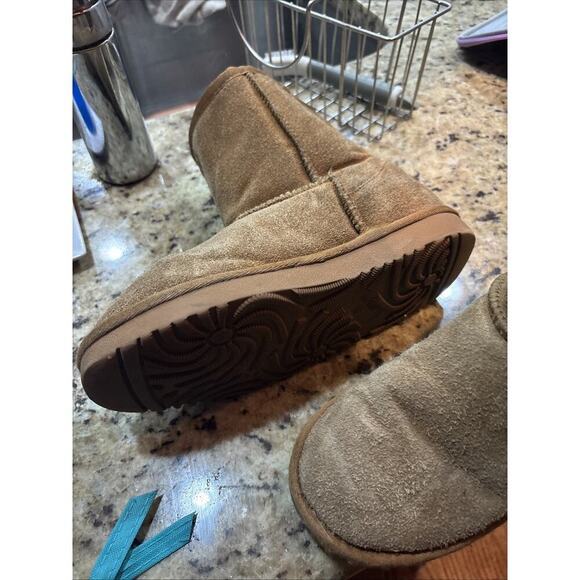 Youth - BearPaw Boots - Brown - 3 US - Picture 4 of 6